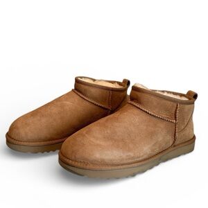UGG Classic Ultra Mini Boot Chestnut size 10 women 1116109 sheepskin tan brown
